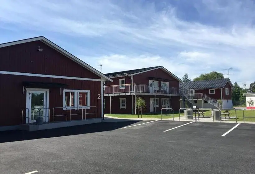 Classic Kolmen Hengen Huone, Land Inn Motel