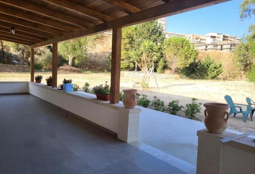 스탠다드 룸, Blu In