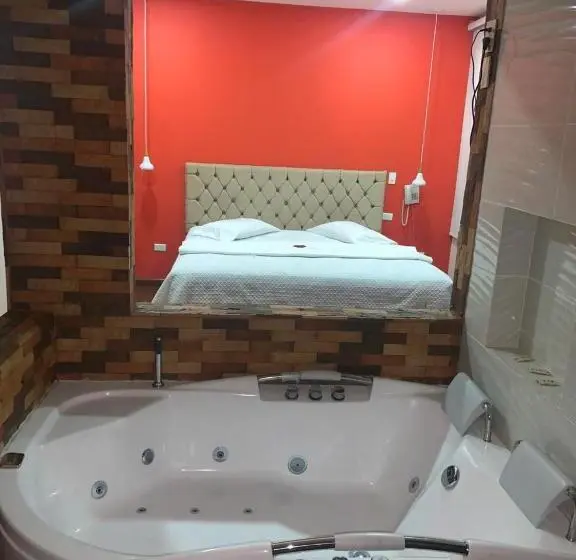 デラックスルーム, El Cacique Popayan
