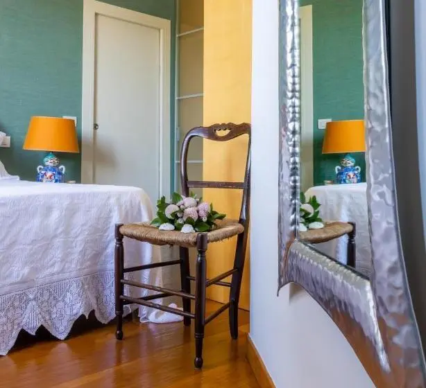 片側に海が見えるデラックスルーム, La Casa Di Rose Mary