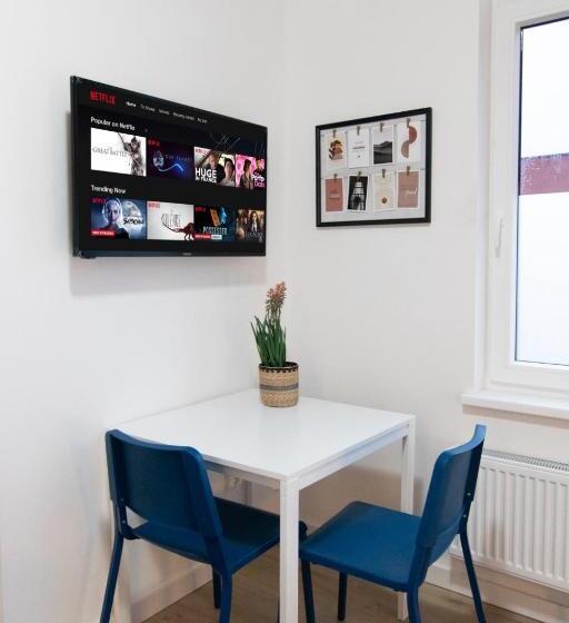 스탠다드 스튜디오, Samesofa Hoefstraat Studios