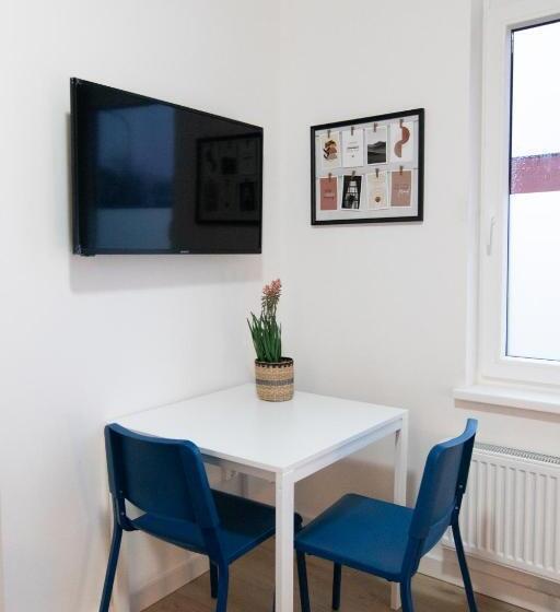 스탠다드 스튜디오, Samesofa Hoefstraat Studios