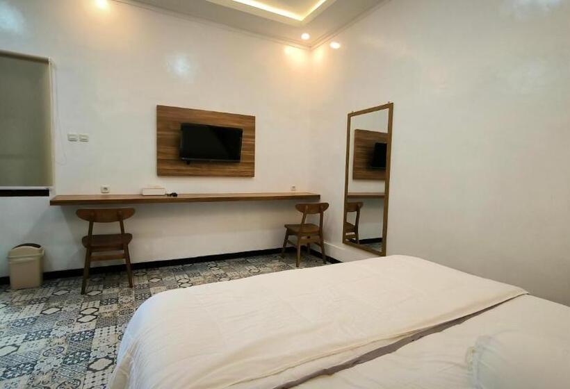 غرفة ديلوكس, Sobo Joglo Jawi Guesthouse By Cocotel