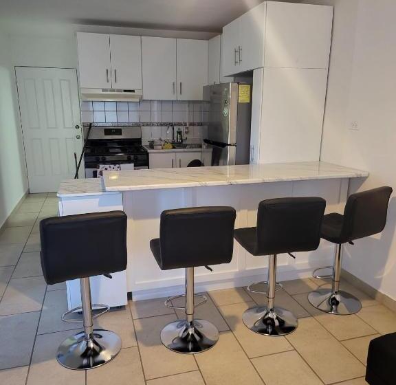 شقة غرفتين, Su Casa En Tijuana