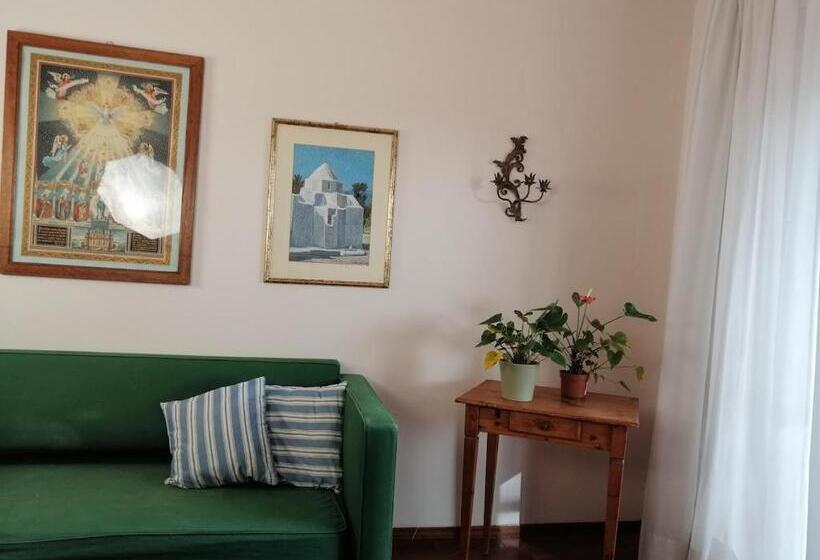 Люкс с Балконом, Bb Villa Bolgheri Mare