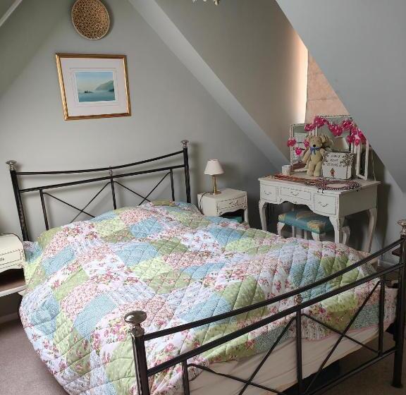 标准间, Bracken Lodge