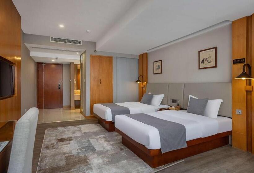 غرفة بيزنس, Allin