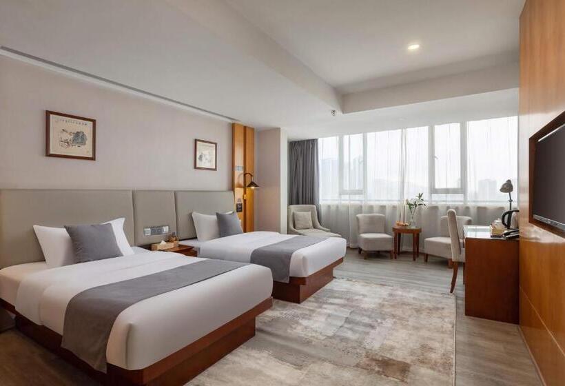 غرفة بيزنس, Allin