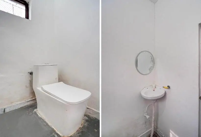トリプルクラシックルーム, Oyo Unique Guest House