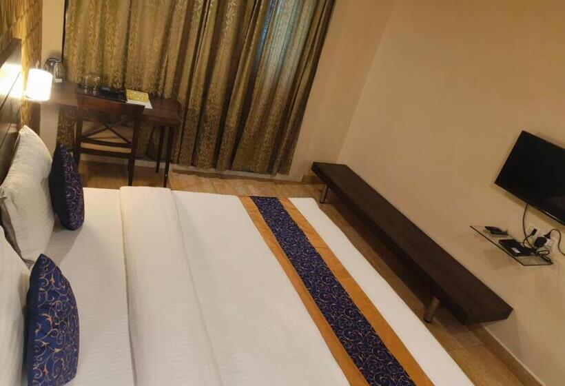 Номер Superior, Redfox