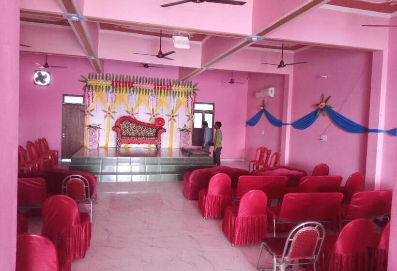 豪华房间, Vandana Guest House