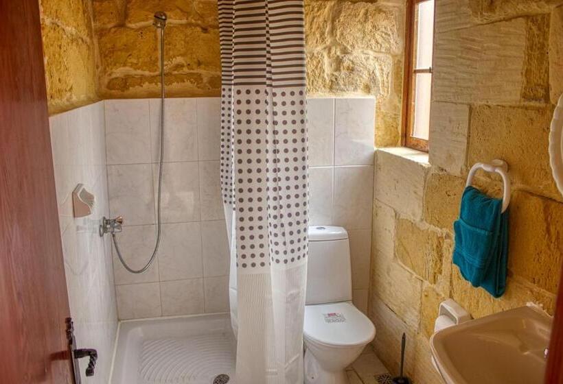 اتاق استاندارد, Gabriel B&b