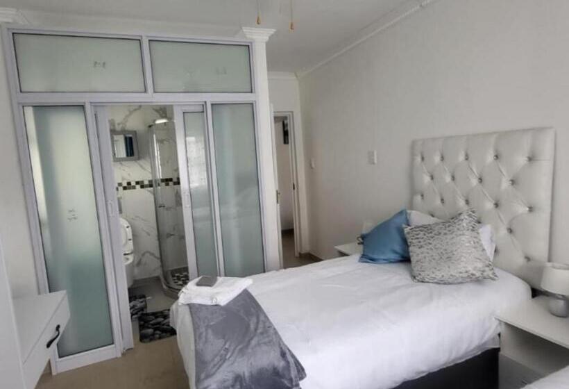 شقة غرفة واحدة, Orca Estate Guesthouse Self Catering Accommodation