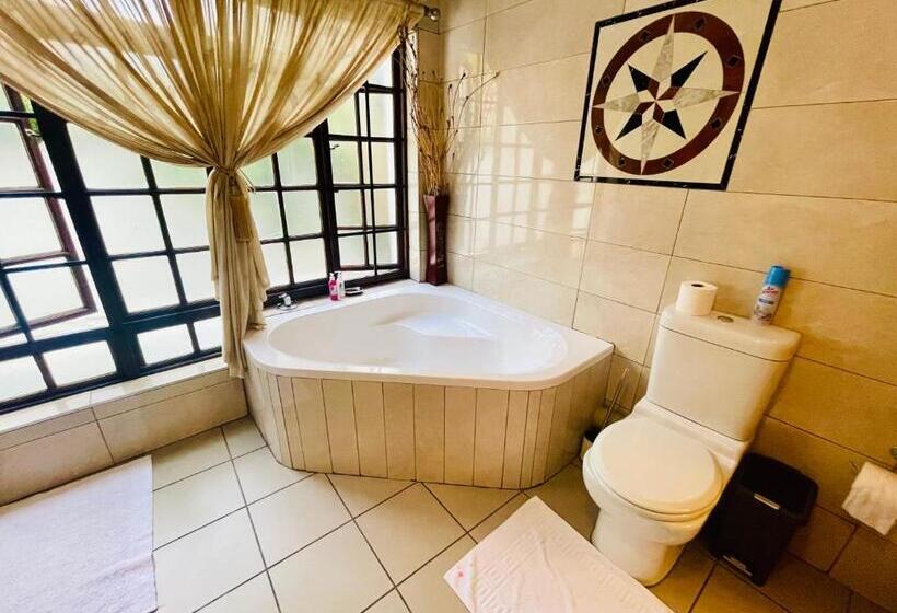 스탠다드 발코니 룸, Pretoria Mansion Coral Tree Inn