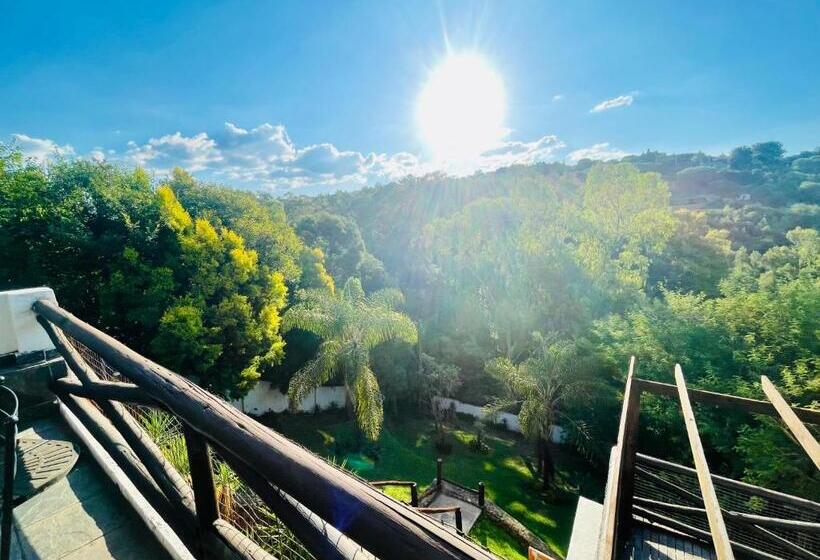 프레지덴셜 스위트, Pretoria Mansion Coral Tree Inn