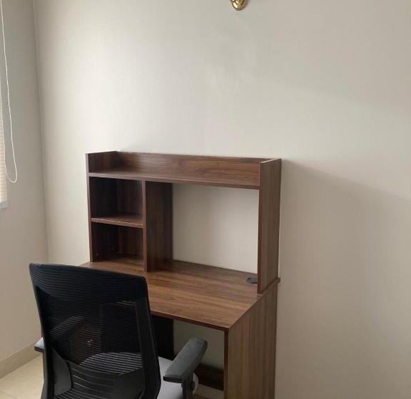 Executive Suite, Central Park The Room