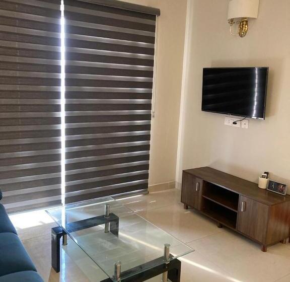 Executive Suite, Central Park The Room