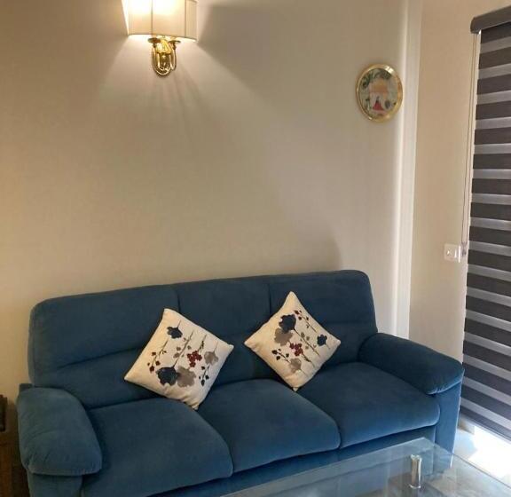 Executive Suite, Central Park The Room