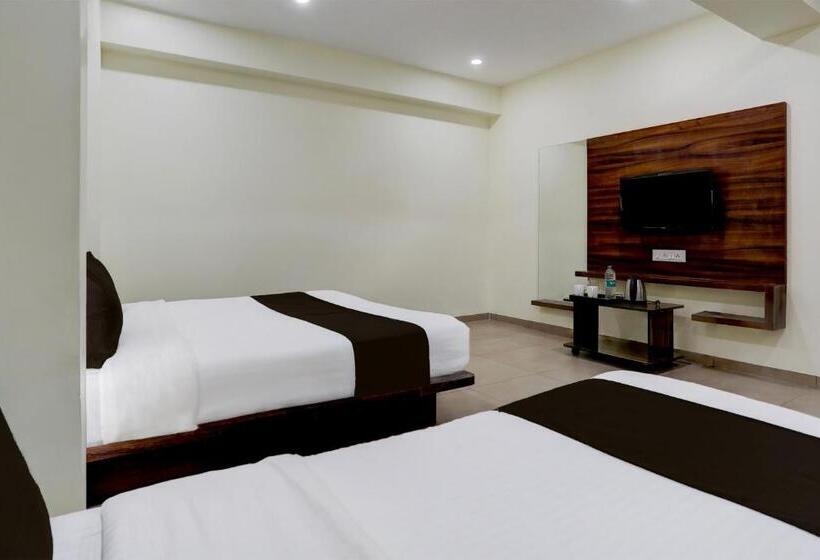 غرفة كلاسيكية ثلاثية, O Hill Park I