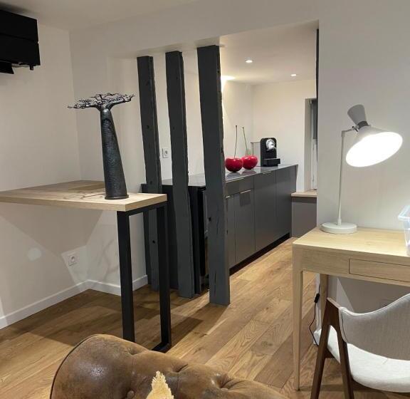 スタンダードルーム, La Fleur De Sel