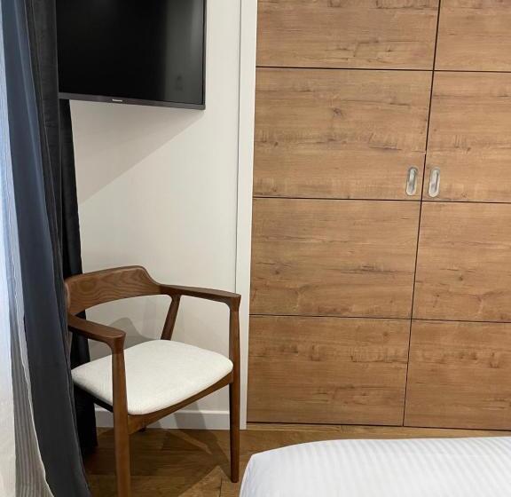 スタンダードルーム, La Fleur De Sel