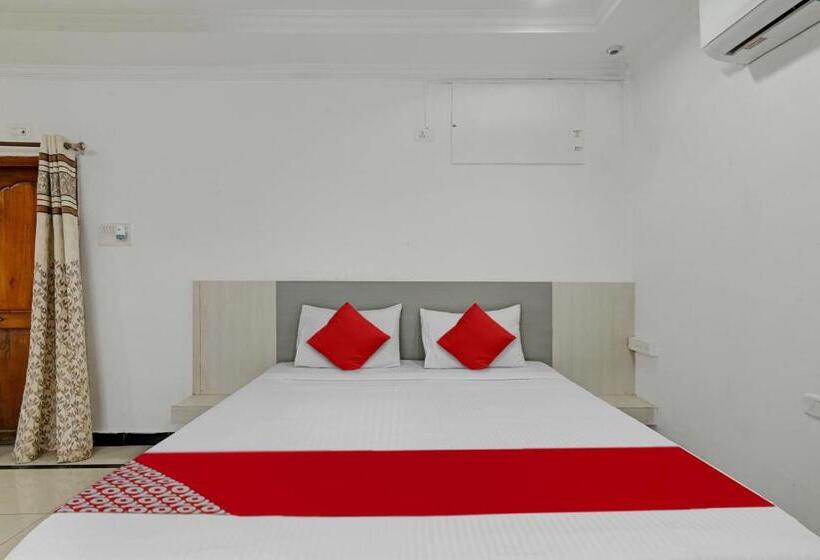 اتاق کلاسیک سه تخته, Oyo Serenity Home Stay