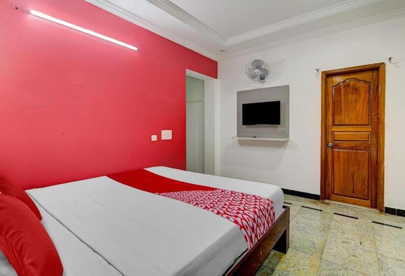 اتاق کلاسیک سه تخته, Oyo Serenity Home Stay