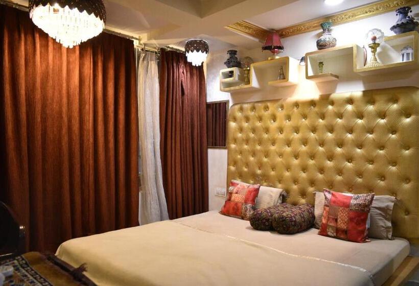 غرفة سوبيريور سرير كينج, Ya Inn & Suites