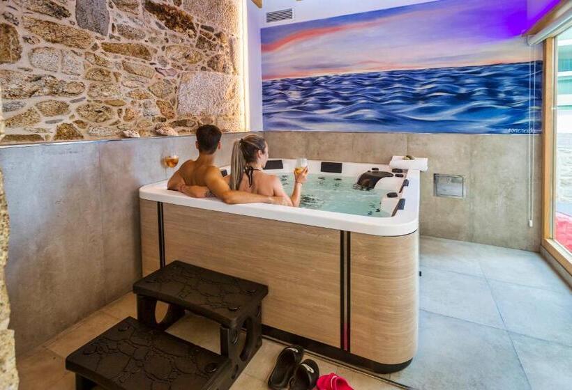 デラックスルーム, A De Lucía