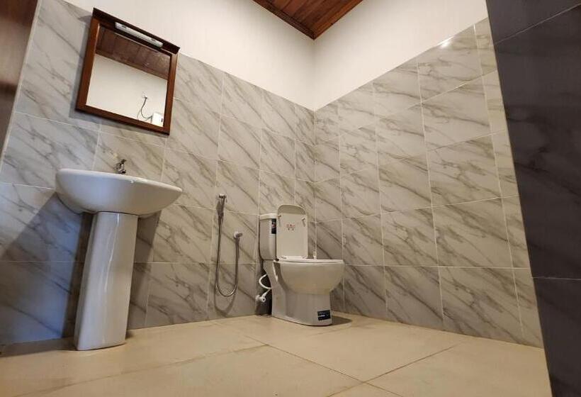 חדר משפחתי, Regno Residence The Infinity By Netflix