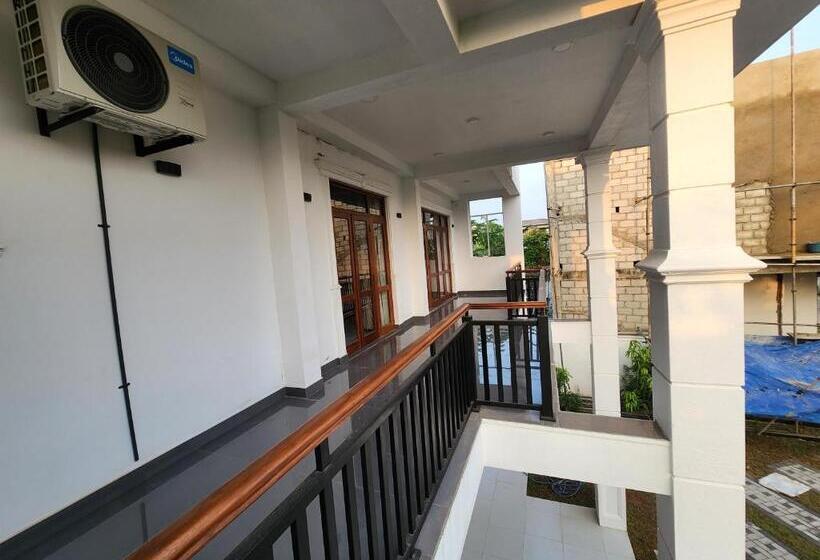 חדר משפחתי, Regno Residence The Infinity By Netflix