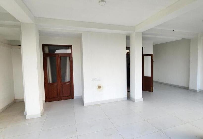 חדר דלוקס עם מרפסת, Regno Residence The Infinity By Netflix