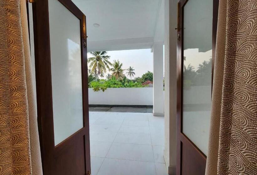 חדר דלוקס עם מרפסת, Regno Residence The Infinity By Netflix