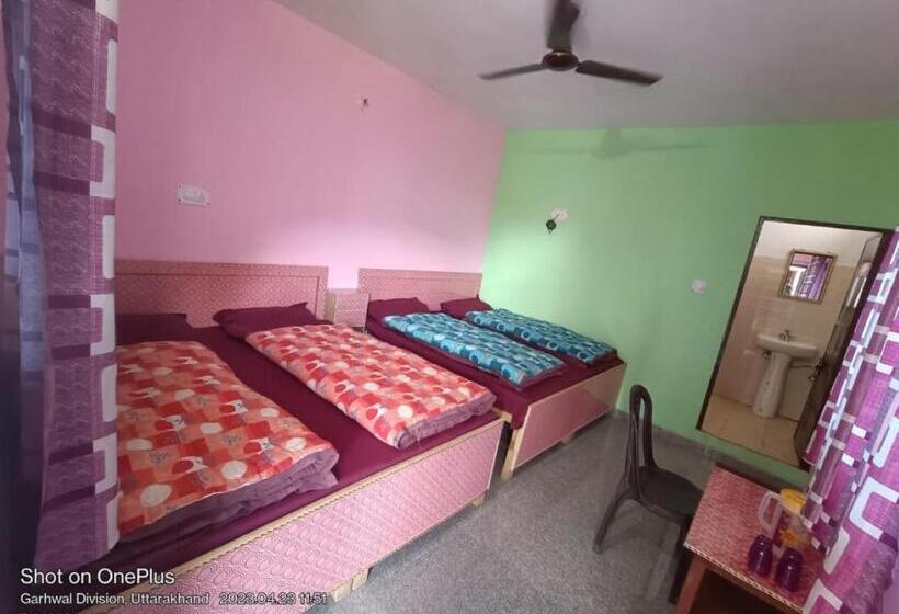 غرفة قياسية رباعية, Abhishek Hotel , Sonprayag