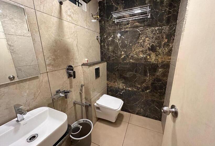 Standart Oda, Super Collection O Local Square | Whitefield