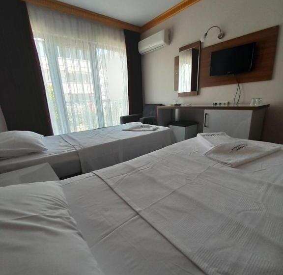 اتاق استاندارد با چشمانداز دریا, Lopera Beach