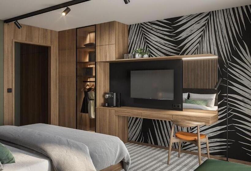 غرفة ديلوكس مطلّة علي البحر مزوَّدة بشُرفة, Palms Beach Kiten