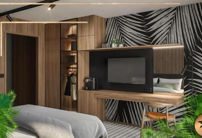 اتاق لوکس با بالکن و چشم‌انداز دریا, Palms Beach Kiten