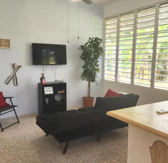 اتاق استاندارد با چشمانداز کوهستان, Beautiful House With Gazeebo Close To Beach