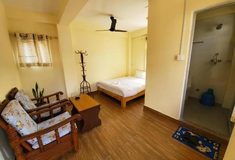 اتاق استاندارد, Santoshi Guest House, Pokhara