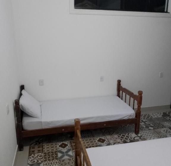 Номер Стандарт Трехместный, Pousada Três Marias Cachoeira Paulista