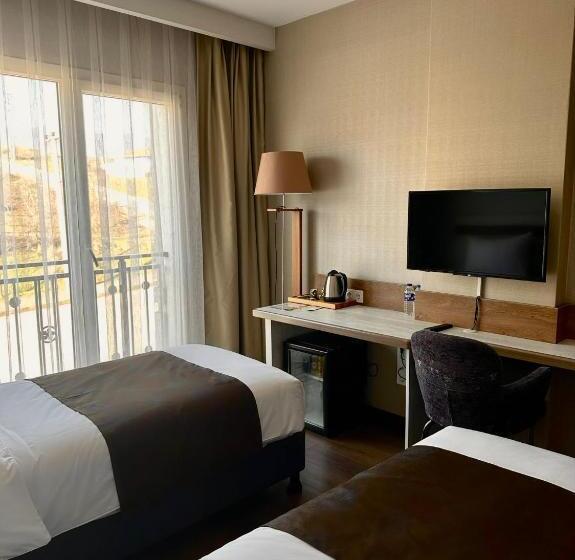 غرفة قياسية, Kanyon Vadi̇