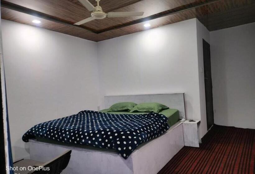 Номер Стандарт, Kedar Hill Resort Sonprayag