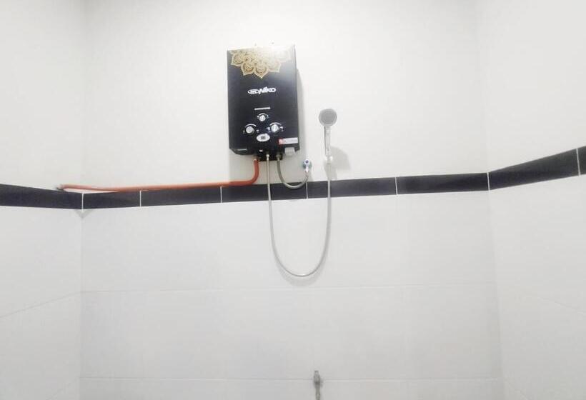 חדר דלוקס, Reddoorz Syariah Near Stasiun Purwokerto