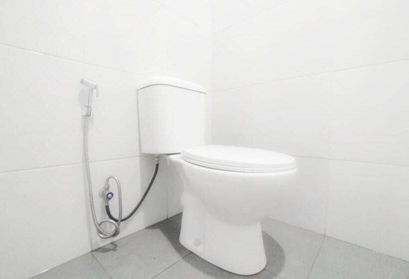 חדר דלוקס, Reddoorz Syariah Near Stasiun Purwokerto