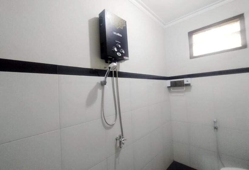 חדר משפחתי, Reddoorz Syariah Near Stasiun Purwokerto