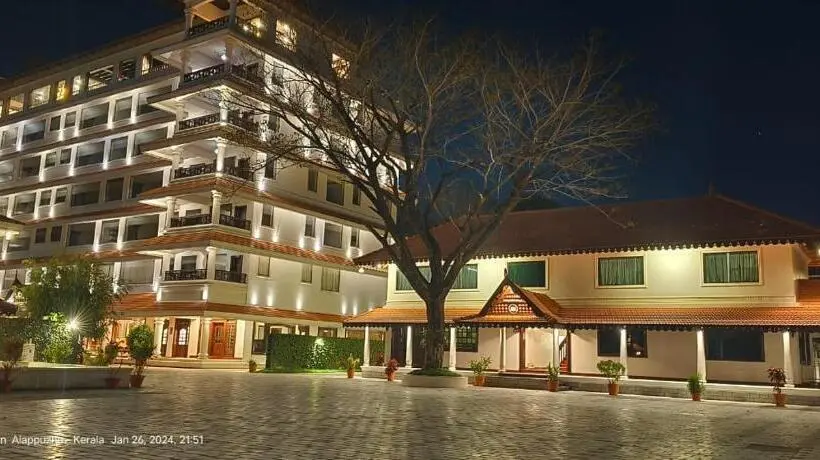 Deluxe-huone, Travann