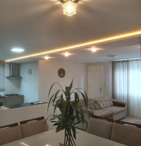 家庭间, Casa Completa Com 2 Quartos No Centro