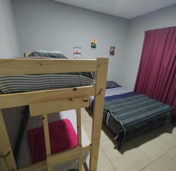 Четырехместный Номер Классик, Hostel Ezeiza