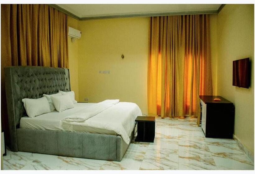 سوییت خانوادگی, House 7a